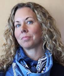 Politics professor examines resource extraction impacts