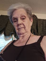 How many of you have been married to the same person for more than 30  years? 💞