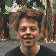 Silas Harris's Instagram, Twitter & Facebook