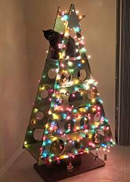 Square Paws Proudly Presents The Catmas Tree 2018 Model Available For Sale At Www Squarepaws Com Cat Christmas Tree Cat Proof Christmas Tree Christmas Tree