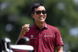 Sexo lucia correa when I arrived, she met me in a tight