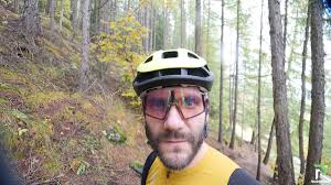 CASCO SMITH TRACE: ABBIAMO PROVATO IL CASCO DEL TEAM SANTA CRUZ ROCKSHOX