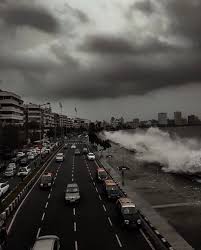 World Of Mumbai On Instagram Marine Drive Mumbai Waves Gushing At The Shore At Marine Drive C Credi Mumbai City Travel Photography Marine Drive Mumbai