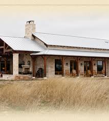 The hybridization of the original home design provides the warmth and beauty of a timber frame great room and adjoining kitchen area. Love The Porch Hill Country Homes House Plans Barn House