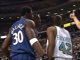 Check spelling or type a new query. Ben Wallace Hassling The Pistons Before He Was A Piston 1999 Youtube
