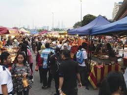 Evening street food walking shared tour. Best Night Markets In Kuala Lumpur