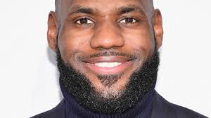 How LeBron James Made The Cover Of Sports Illustrated When He Was Still In  High School