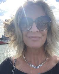 Teresa Sharp (@teresasharpstylist) • Instagram photos and videos