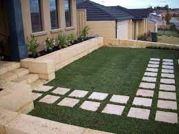25 Best And Beautiful Stepping Stones Design Ideas For Your Front Yard Freshouz Com Stone Landscaping Garden Stepping Stones Landscape Stepping Stones