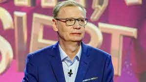 Günther jauch erntet fiese hasskommentare und morddrohungen. Denn Sie Wissen Nicht Was Passiert Gunther Jauch Wegen Corona Wieder Nicht Dabei