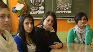 Wann ist man keine jungfrau mehr? Unberuhrt In Die Ehe Verzweiflung Bei Jungen Musliminnen Rbb