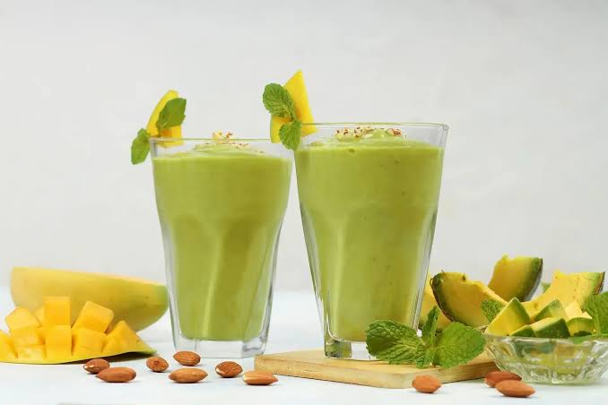 5 Cách làm sinh tố bơ xoài đẹp da, dáng xinh tại nhà - Elmich