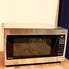 This microwave can be neatly tucked into a wall or cabinet to get some counter space free in the kitchen. Panasonic Countertop Built In Microwave Review High Tech Heating