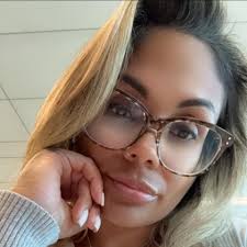 What is everybody doing with the decorations after the graduation party?  You know the ones that say class of 2025