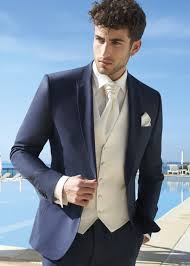 Un mariage est toujours une occasion spéciale pour un homme. Costume Marie Smoking Redingote Pour Mariages Ceremonies En Belgique Costume Ongi