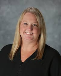 Sarah Burgoon's Instagram, Twitter & Facebook