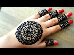 Stylish and beautiful gol tikka mehndi designs with pictures: Beautiful Flowers Simple Easy Mandala Gol Tikki Henna Mehndi Designs For Hands For Eid Weddings