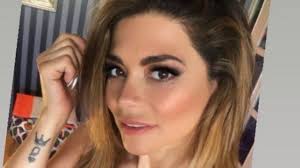 Nov 10, 2020 · antonella ríos está en una relación con cerrajero que llegó a ayudarla en pandemia. Antonella Rios Confirmo Que Termino Con Su Pololo Cerrajero