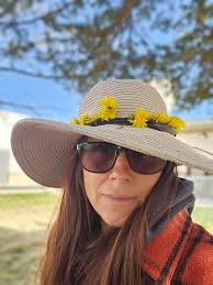 The dandelion is beautiful at every stage, but I particularly love the  stage when the wind takes the wishes