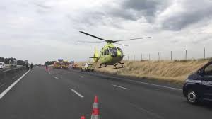 Check spelling or type a new query. Grave Accident Sur L A1 Pres De Roye Un Helicoptere Du Samu Sur Les Lieux