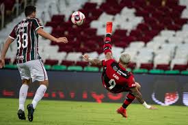 Flamengo rowing club), commonly referred to as flamengo, is a brazilian sports club based in rio de janeiro, in the neighbourhood of gávea, best known for their professional football team. Patrocinios No Uniforme Do Flamengo 2021 Quanto O Clube Recebe Dci