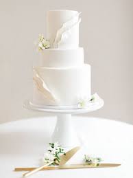 Clean Lines Modern Details And A Whisper Of Classic Modern Wedding Cake Lace Wedding Cake White Wedding Cake