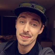 Terry Strawser's Instagram, Twitter & Facebook