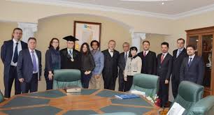 Vezi lista cu toate facultatile si postlicealele din romania. DelegaÈ›ia UniversitÄƒÈ›ii Din BucureÈ™ti A Vizitat Universitatea De Stat Din Moldova Diez