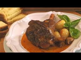 Weizenschrot hinzufügen, kurz rösten, brühe angiessen und kräuter einstreuen, 15… dieser beitrag wurde unter. Kochen Mit Martina Und Moritz Winterliche Gerichte Fur Leib Und Seele Youtube