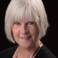 Within Walking distance to WWII Museum