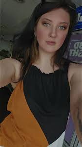 Maricarstyle thank you so much to Marjorie Renner I am honored to model her  design