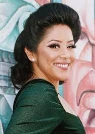 Jasmin Aleman's Instagram, Twitter & Facebook