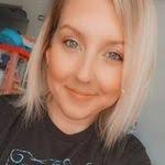 Chandra Howe's Instagram, Twitter & Facebook