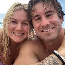 Devon Farnsworth's Instagram, Twitter & Facebook