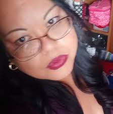 Tara Ong's Instagram, Twitter & Facebook