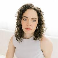 Michelle Janke's Instagram, Twitter & Facebook