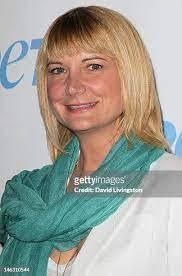 Kerri Nowak's Instagram, Twitter & Facebook