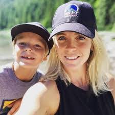 Dennis Grzyb's Instagram, Twitter & Facebook