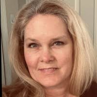 100+ perfiles de «Noga»