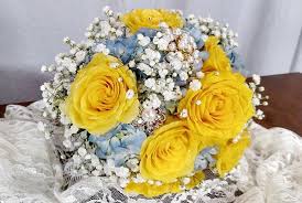 This chic arrangement includes thistle and viburnum berries in muted. Blue And Yellow Bouquets Bouquets New Model