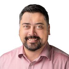 Charles Hall Awarded the 2022 Head of the Pack Award and Staff Senate  Leadership Award