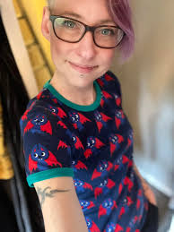 You're Welcome ☺️ …to grab a t-shirt  https://badapplesmusic.bandtshirts.com.au/buy/bad-apples-music/18049-briggs-you-re-welcome-black-tshirt