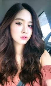 李林奚Carrine Lee