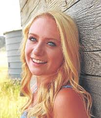 SalutetoVALEDICTORIAN CANDIDATES & PLATINUM STUDENTS