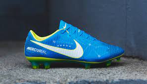 .boots have been developed with a textured upper to help enhance your control, whilst the mixture of conical and bladed studs ensures you get maximum traction on firm ground surfaces and the nike. Nike Launch Signature Neymar Written In The Stars Mercurial Vapor Xi Football Boots Soccerbible