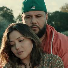 On 'Mo,' It's Either God or Therapy