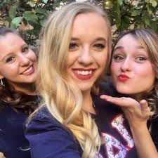 Kayla Giovanni's Instagram, Twitter & Facebook