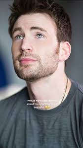 What Color Is Chris Evans Eyes