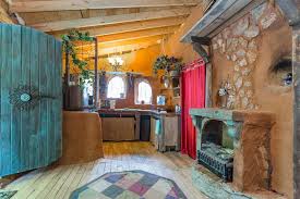 Bulk buy wall interior decor online from chinese suppliers on dhgate.com. Real Life Hobbit Homes That Put The Shire To Shame Loveproperty Com