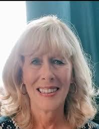 Jeanne Elder's Instagram, Twitter & Facebook